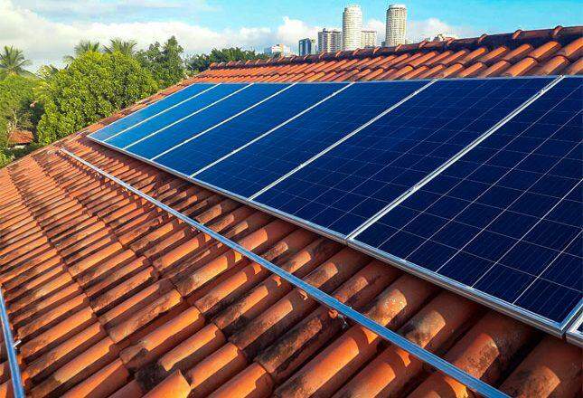 Integração de Agricultura e Energia Solar: Saiba Como o Brasil