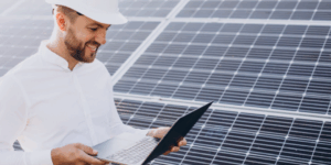 Read more about the article Energia Solar e IoT: Integrando Tecnologia aos Paineis Solares