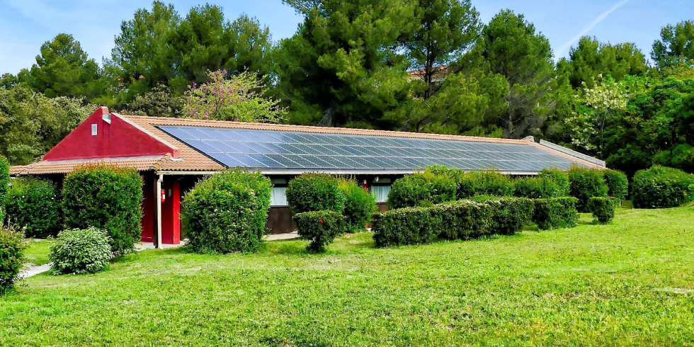 Inversor Solar: O que é e Como Funciona no Sistema Fotovoltaico?