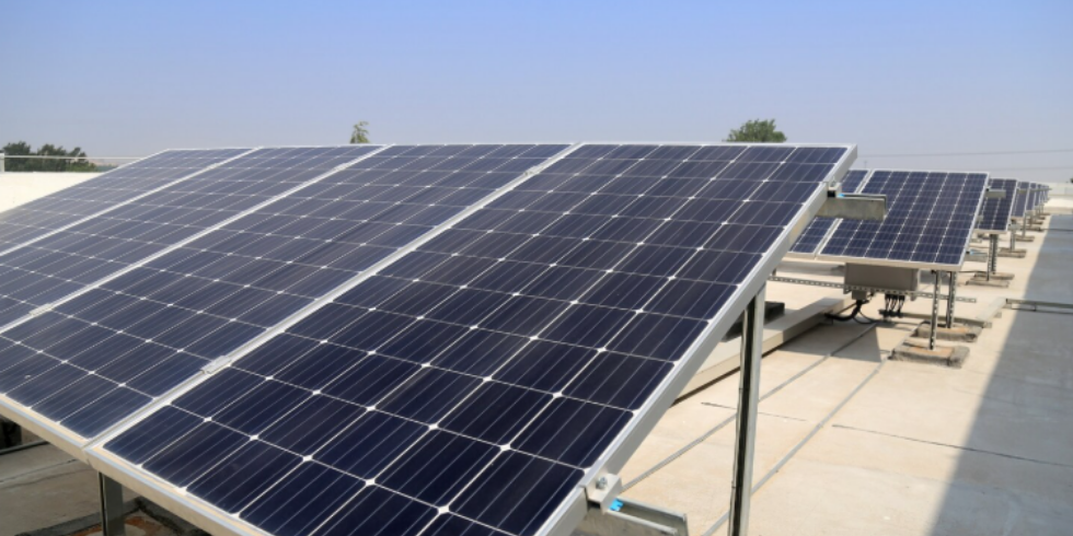 Energia Solar e IoT: Integrando Tecnologia aos Paineis Solares
