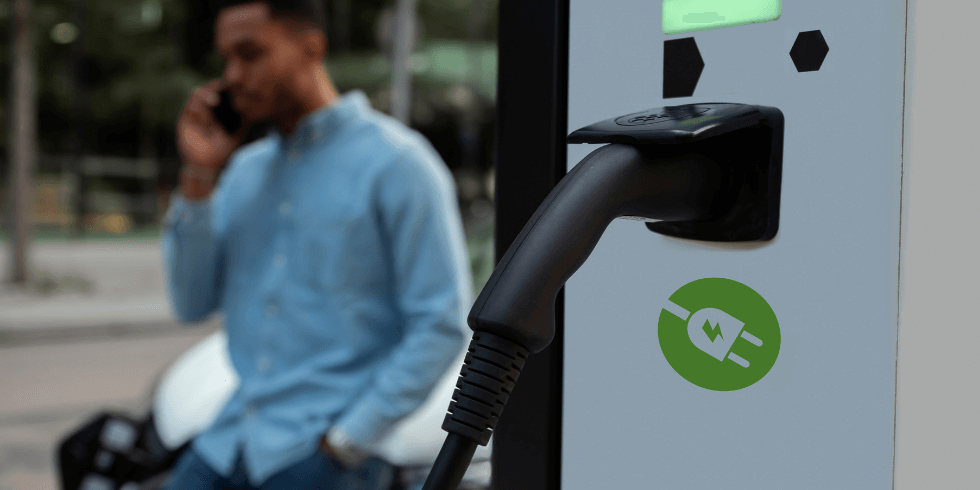 You are currently viewing Carregadores de Carros Elétricos: O Futuro da Mobilidade no Seu Condomínio